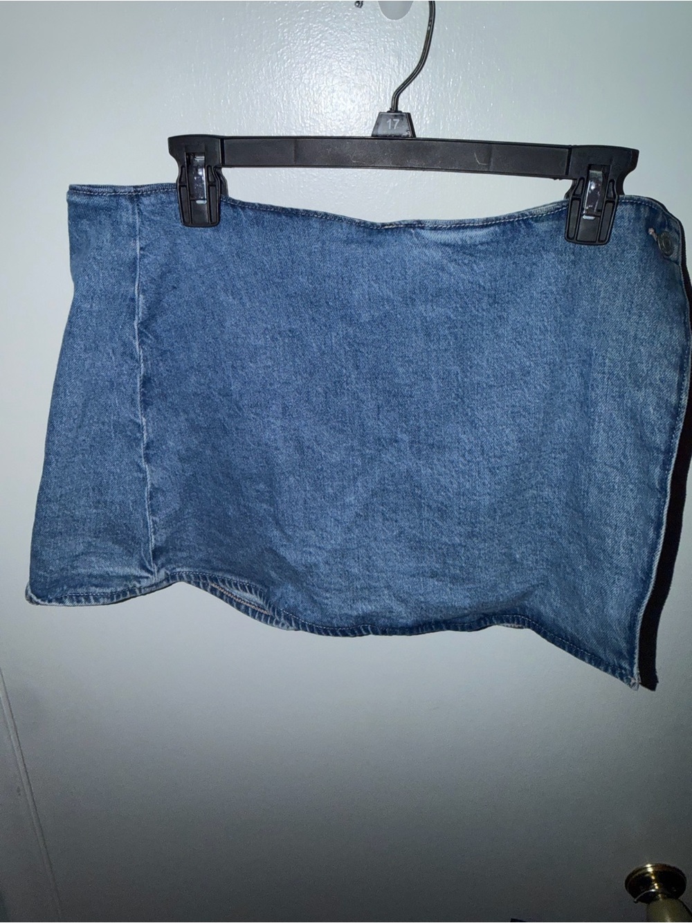 American eagle Women’s Blue Denim Mini Skort